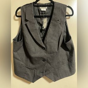 NWT VANHEUSEN STUDIO Vest